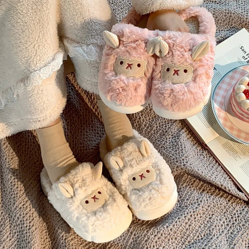 LambCloud™ Slippers – The Cosiest Sheep Slippers for Warm Winter Comfort